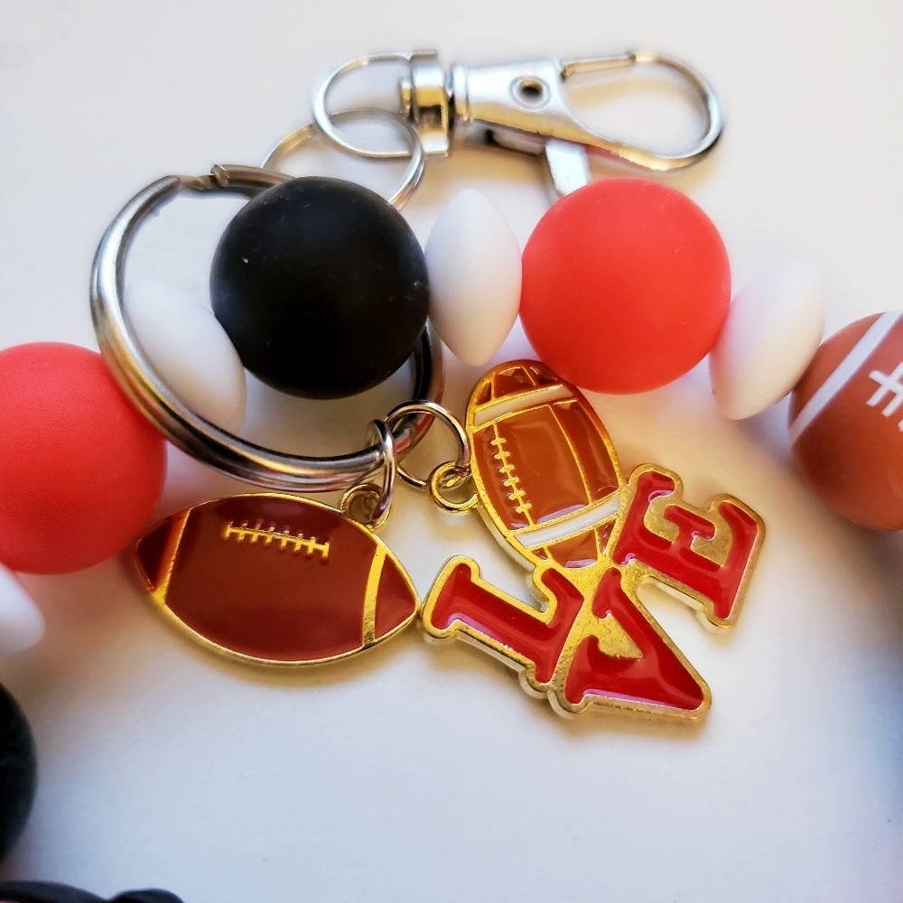 Handmade Maryland Terps Beaded Silicone Focal Bead Wristlet Keychain Bracelet - Picture 3 of 3